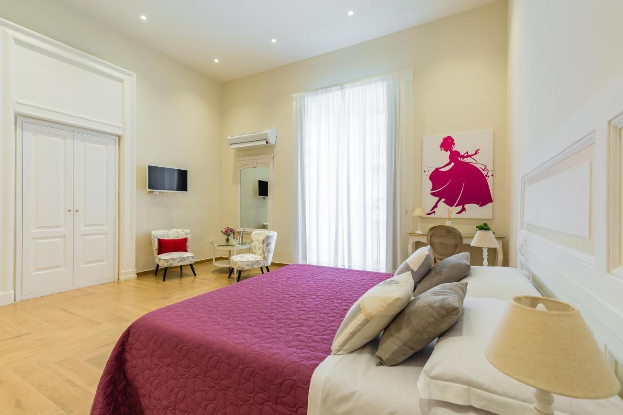 La Gatta Cenerentola Rooms نابولي المظهر الخارجي الصورة