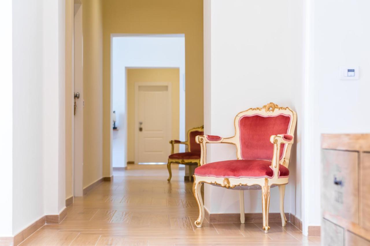 La Gatta Cenerentola Rooms نابولي المظهر الخارجي الصورة